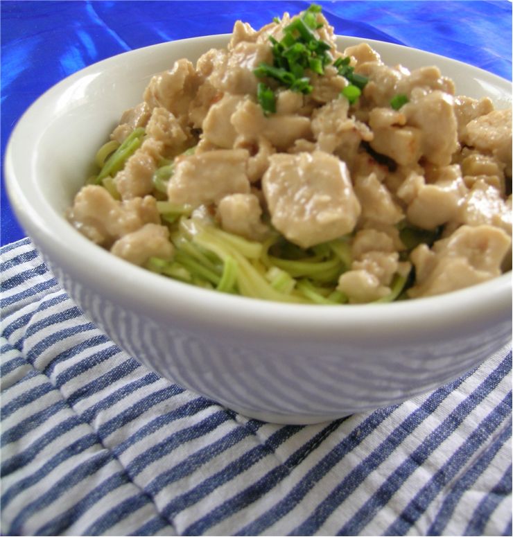 Green Pasta with Chicken in Creamy Sauce