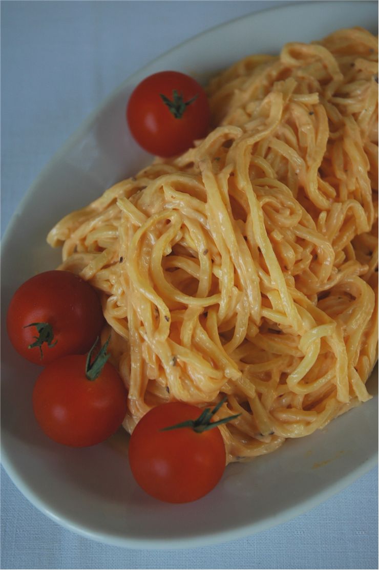 Pasta with Tomatoes